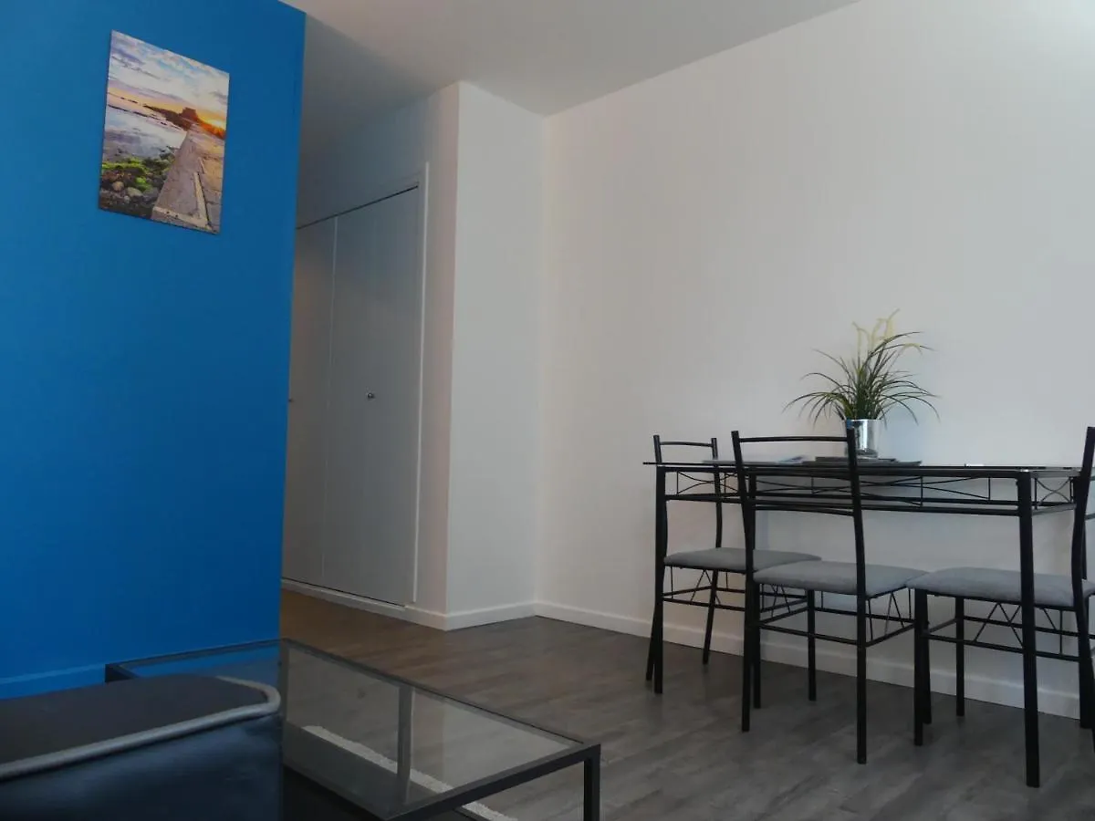 L Emeraude, T2, 43 M2, Rez De Chaussee, Plage A 10M, Parking Prive A 200M Apartment Saint-Malo